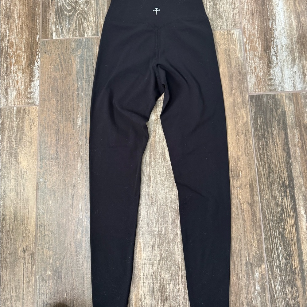 Three Nails Nova Black Leggings
